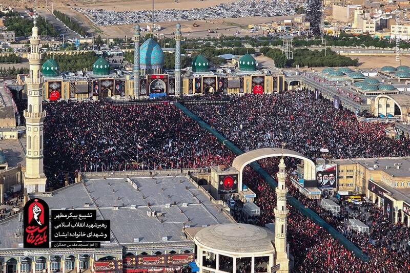تشییع امام شهید